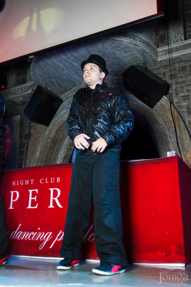 Фотография с Майкл Джексон пати в Опера