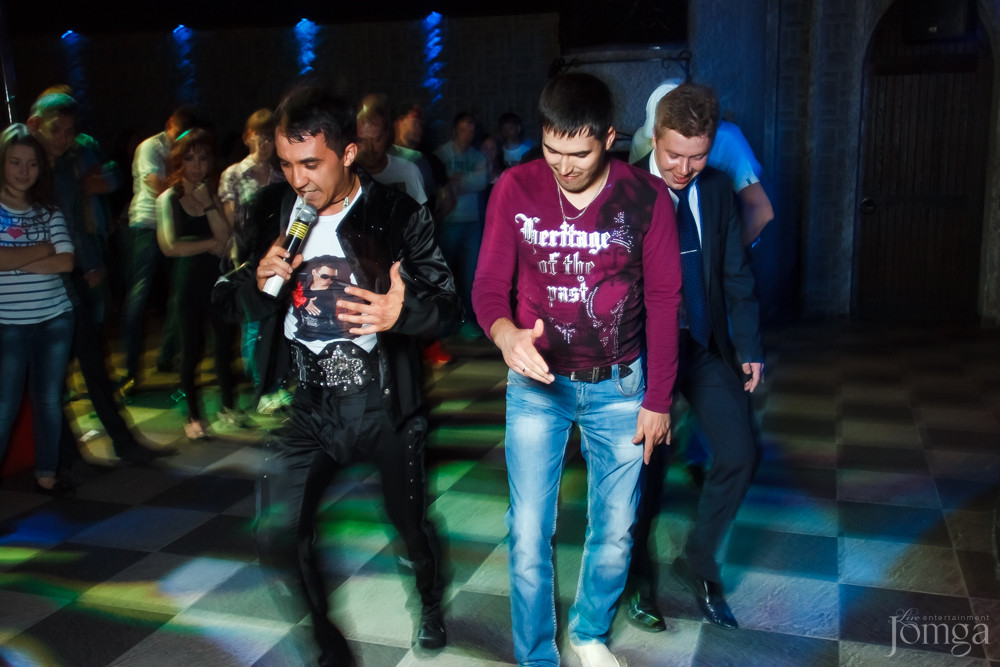 Фотография с Майкл Джексон пати в Опера