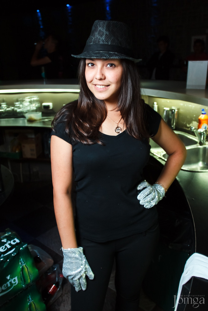 Фотография с Майкл Джексон пати в Опера