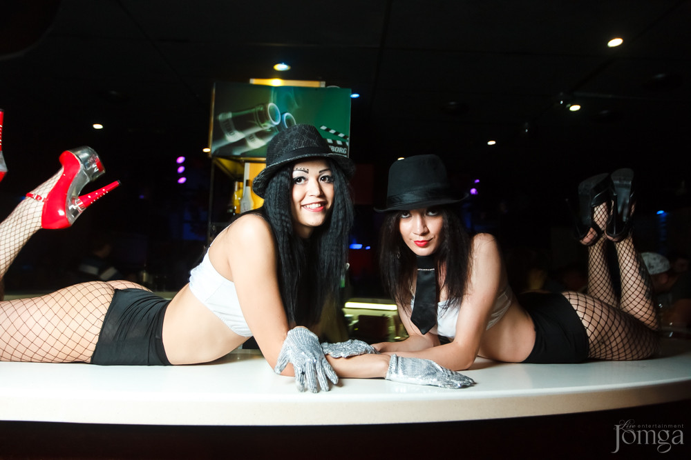 Фотография с Майкл Джексон пати в Опера