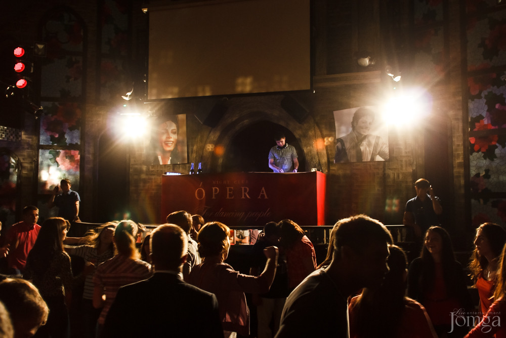 Фотография с Майкл Джексон пати в Опера