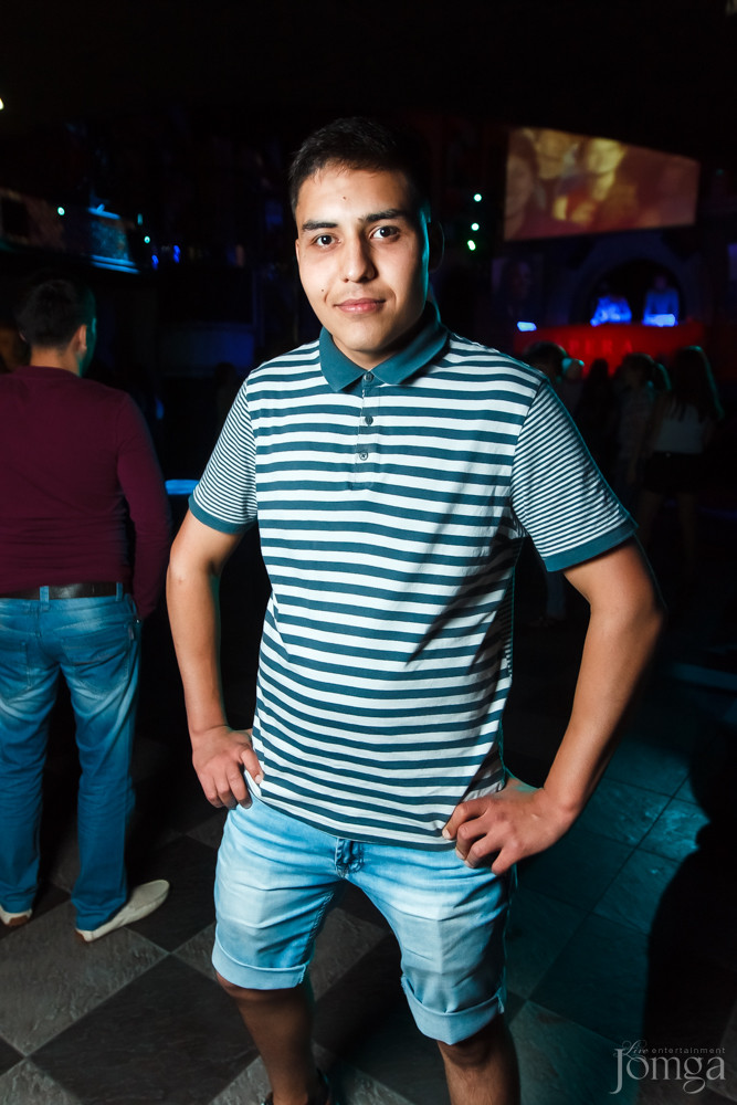 Фотография с Майкл Джексон пати в Опера