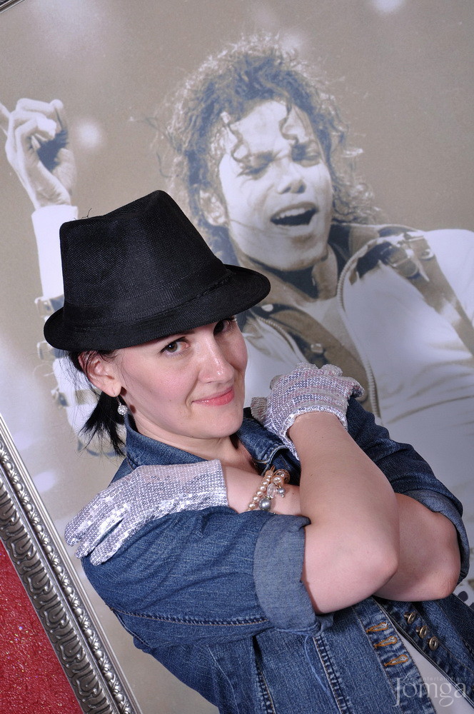 Фотография с Майкл Джексон пати в Опера