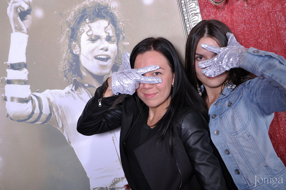 Фотография с Майкл Джексон пати в Опера