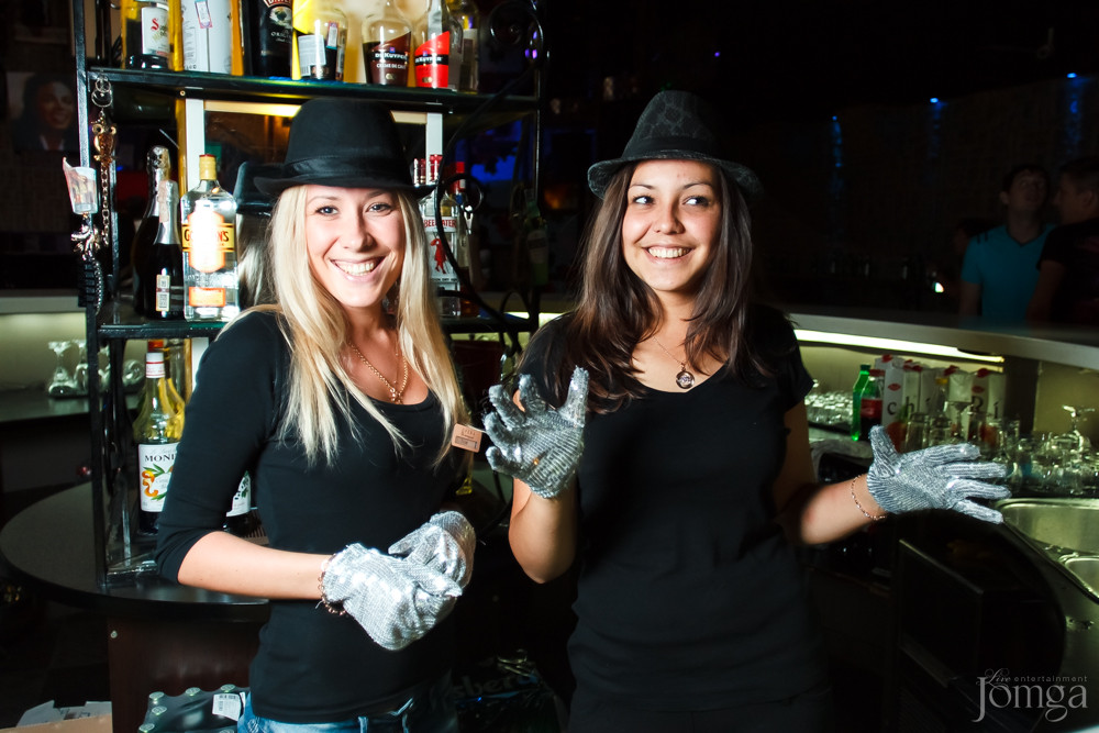 Фотография с Майкл Джексон пати в Опера