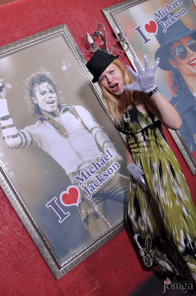 Фотография с Майкл Джексон пати в Опера