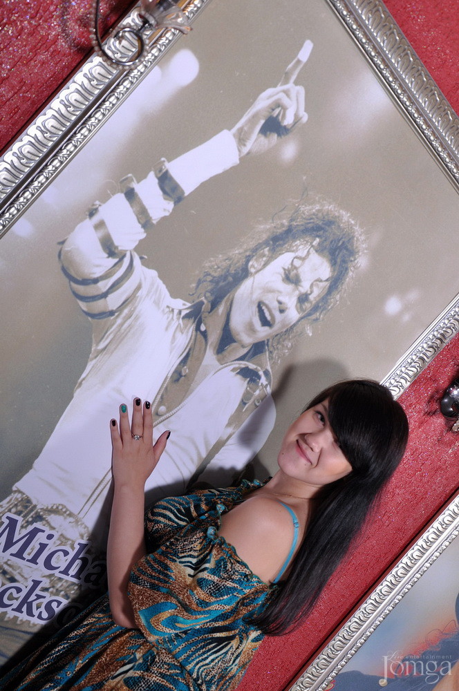 Фотография с Майкл Джексон пати в Опера