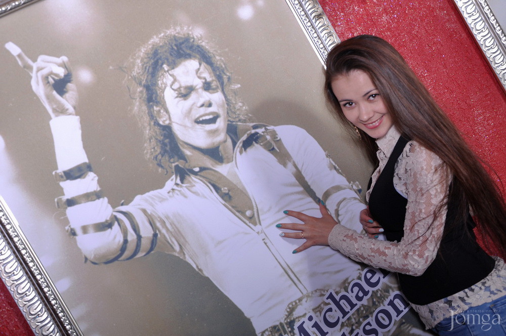 Фотография с Майкл Джексон пати в Опера