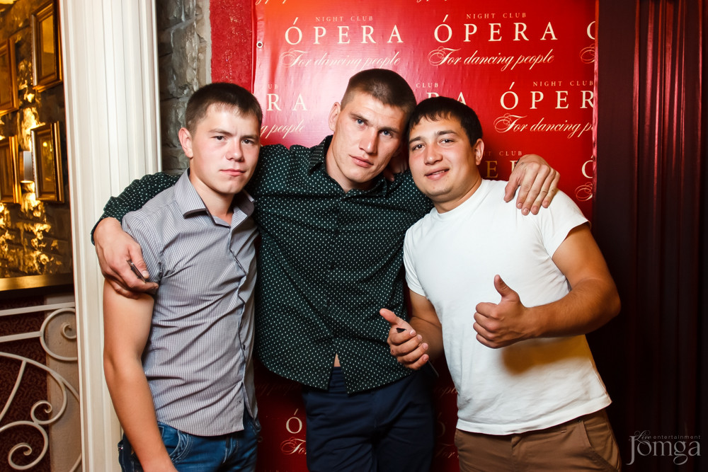 Фотография с ЧАК-ЧАК PARTY в Опера