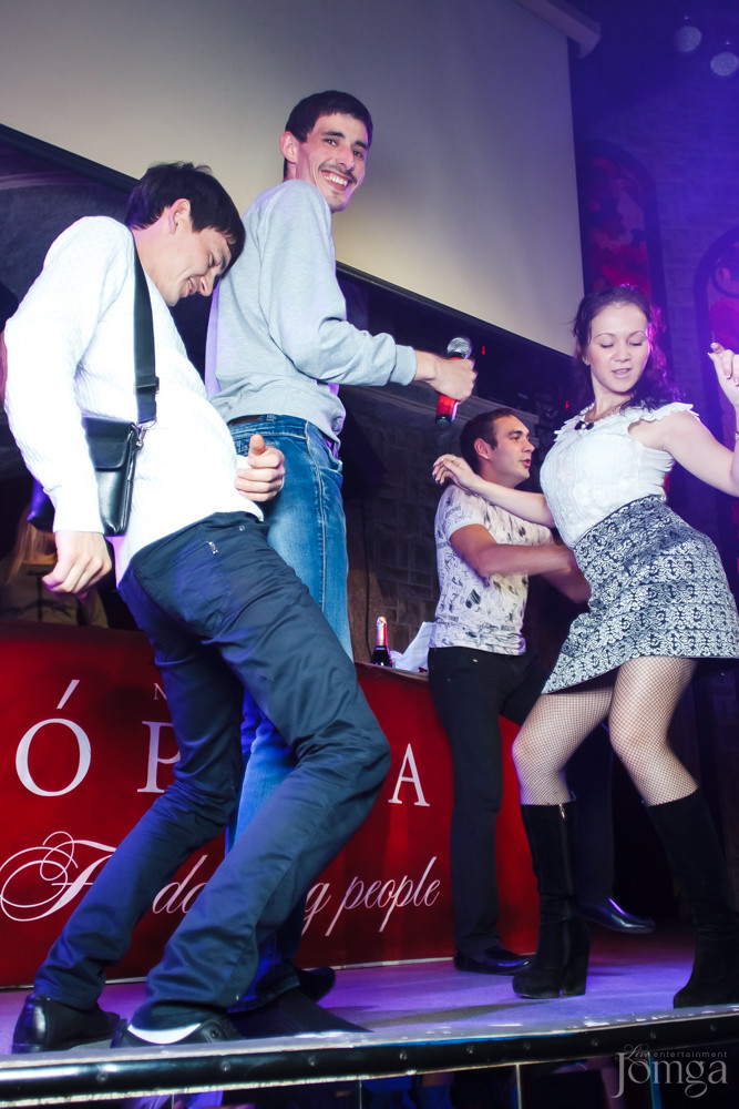 Фотография с ЧАК-ЧАК PARTY в Опера