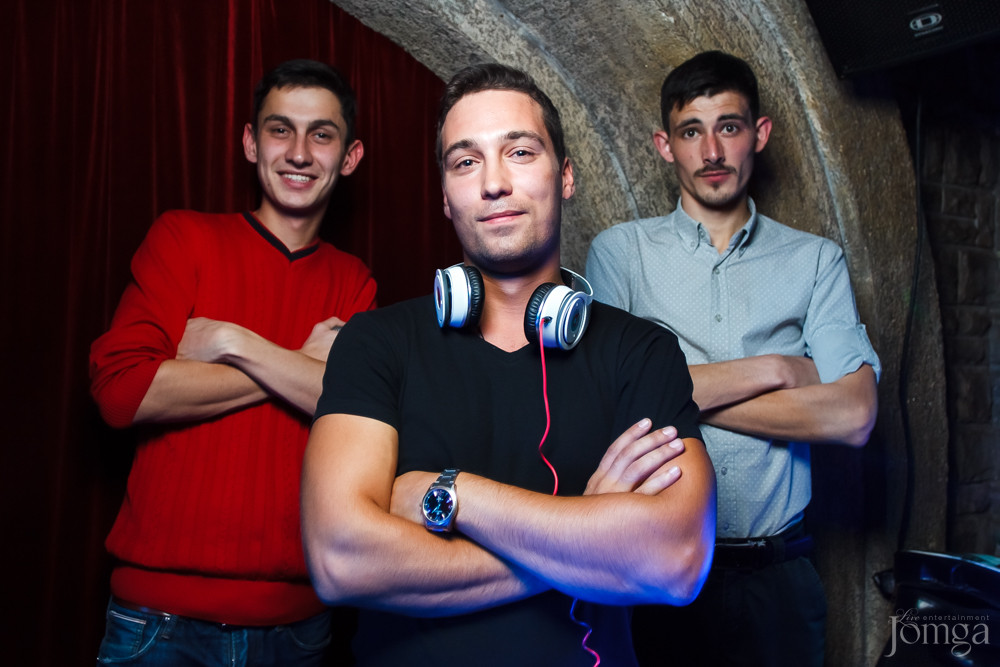 Фотография с ЧАК-ЧАК PARTY в Опера