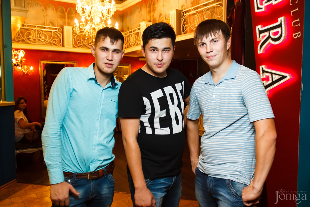 Фотография с ЧАК-ЧАК PARTY в Опера