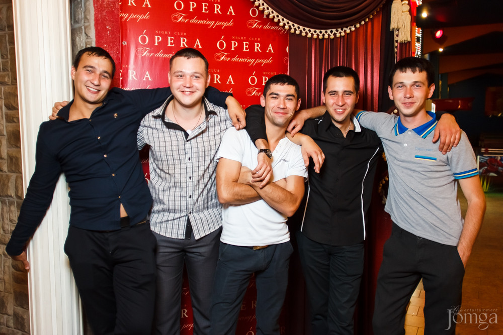 Фотография с ЧАК-ЧАК PARTY в Опера