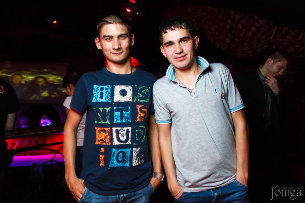 Фотография с ЧАК-ЧАК PARTY в Опера