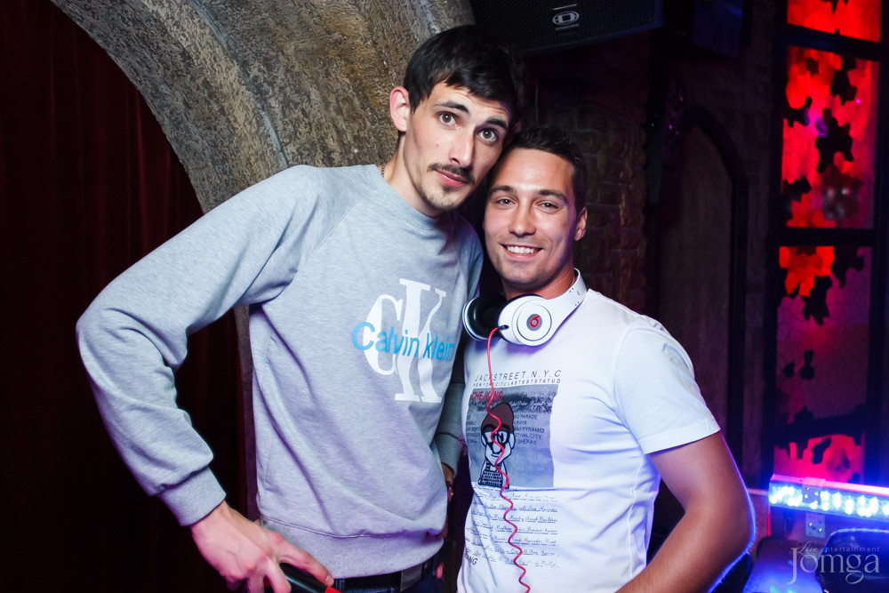 Фотография с ЧАК-ЧАК PARTY в Опера