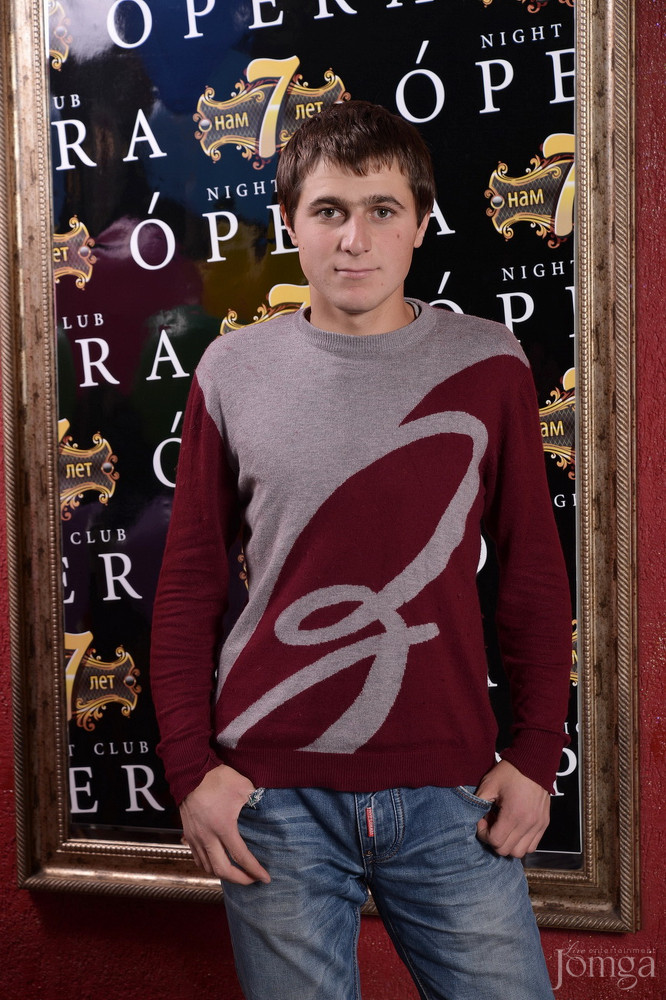 Фотография с Нам 7 лет! в Опера