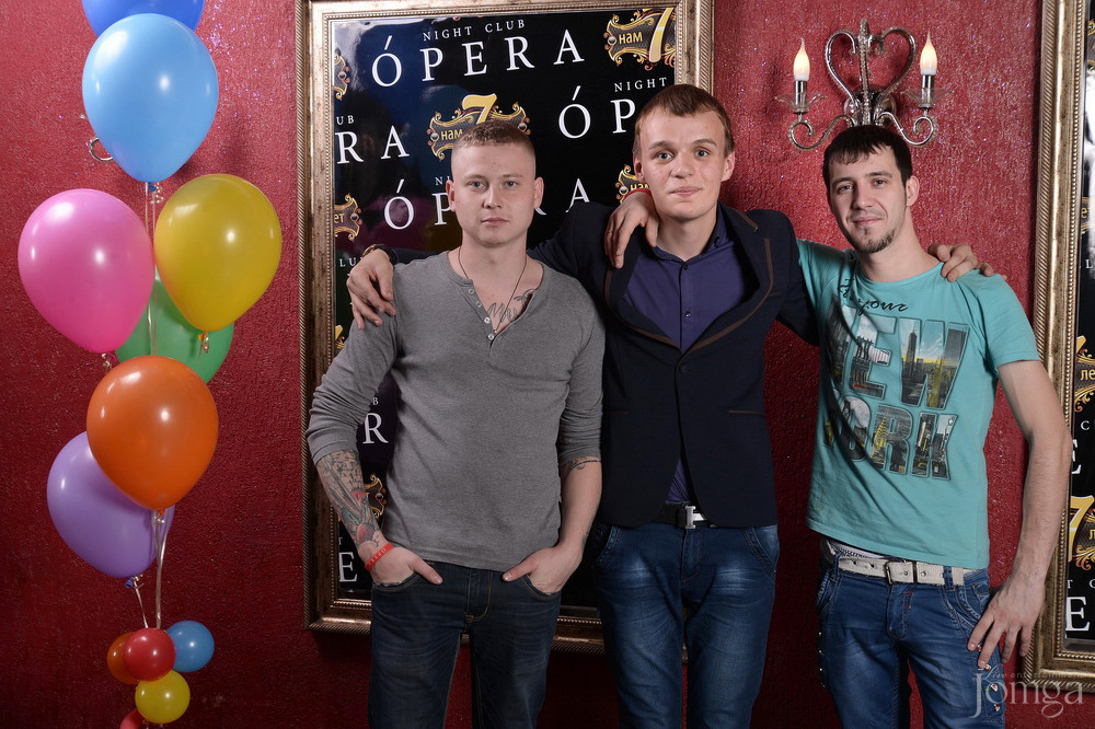 Фотография с Нам 7 лет! в Опера
