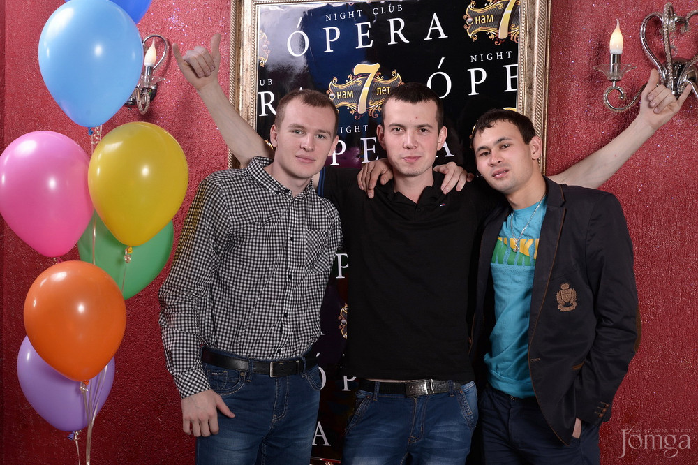 Фотография с Нам 7 лет! в Опера