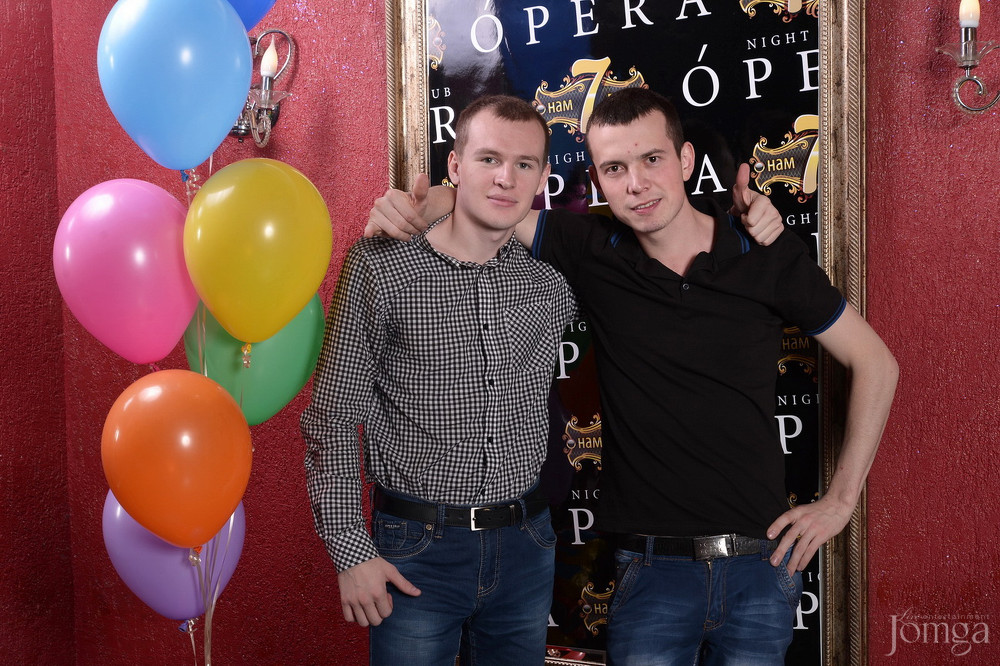 Фотография с Нам 7 лет! в Опера