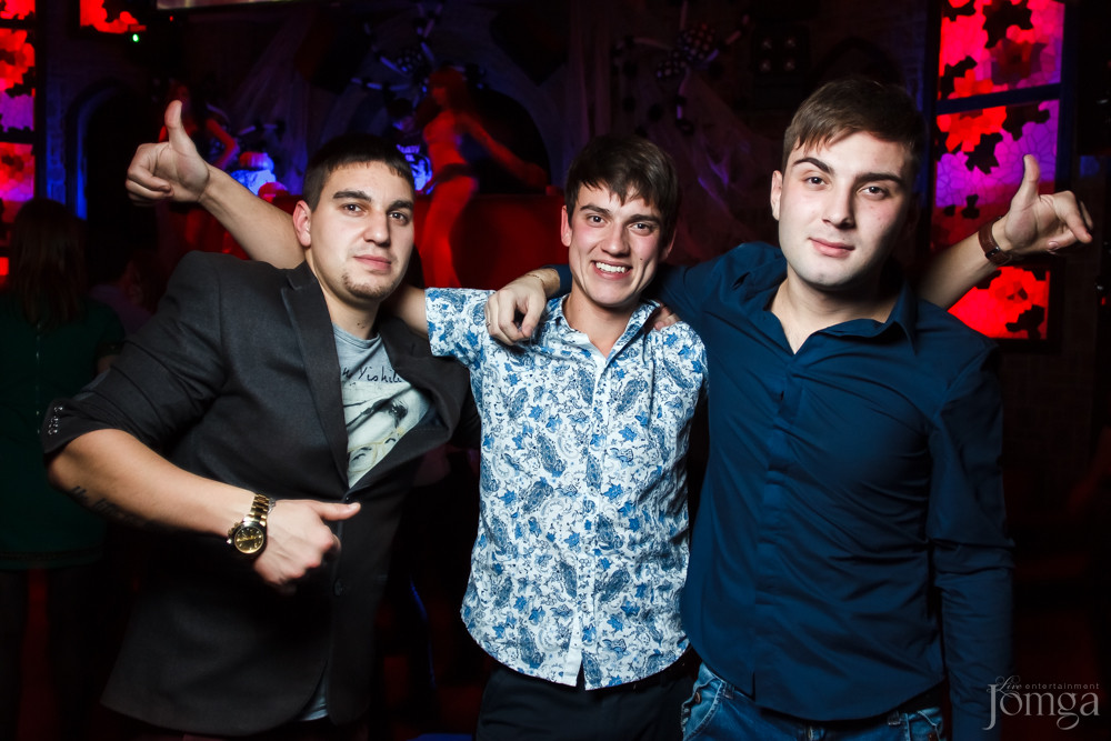 Фотография с ЧАК-ЧАК PARTY в Опера