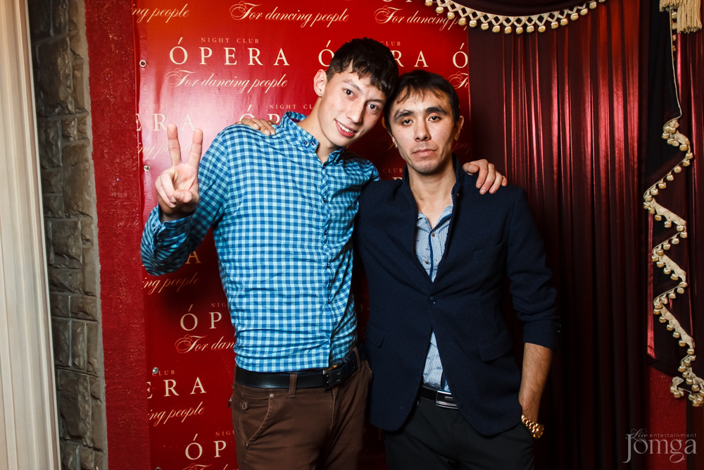 Фотография с ЧАК-ЧАК PARTY в Опера