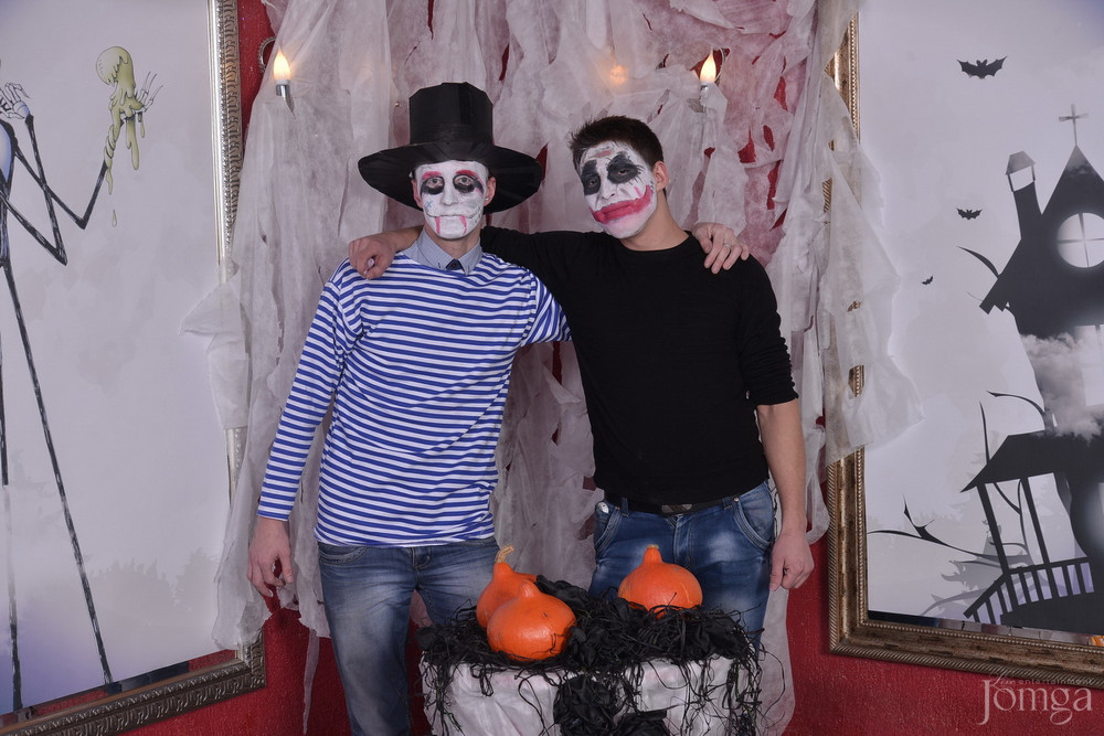 Фотография с HALLOWEEN  в Опера