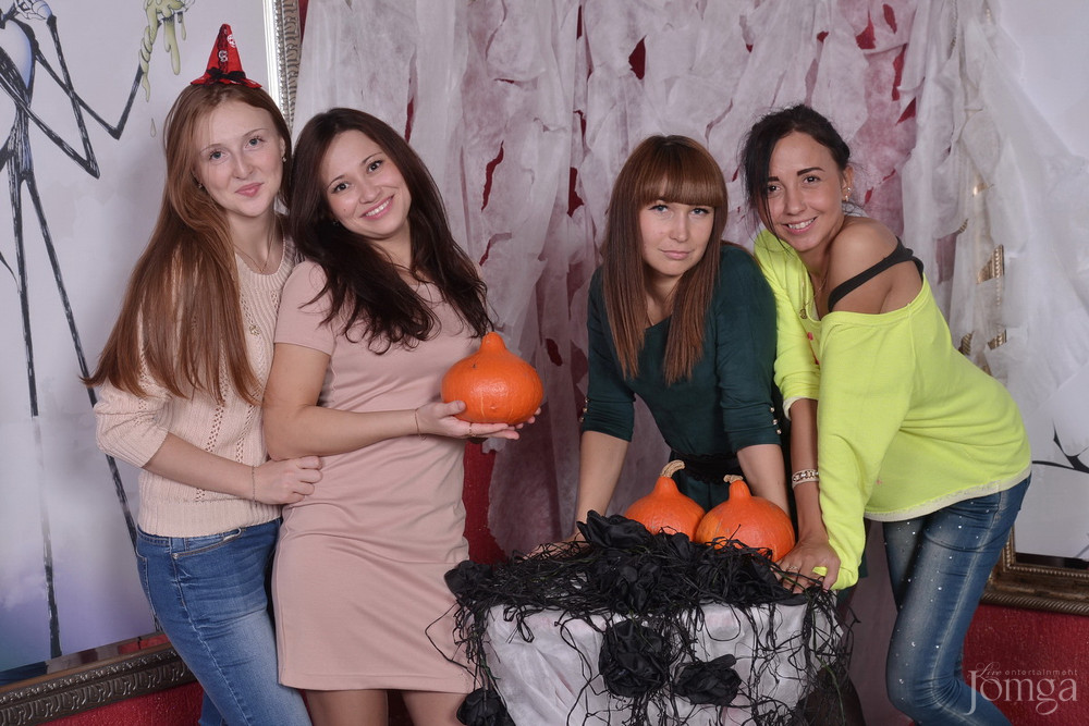 Фотография с HALLOWEEN  в Опера