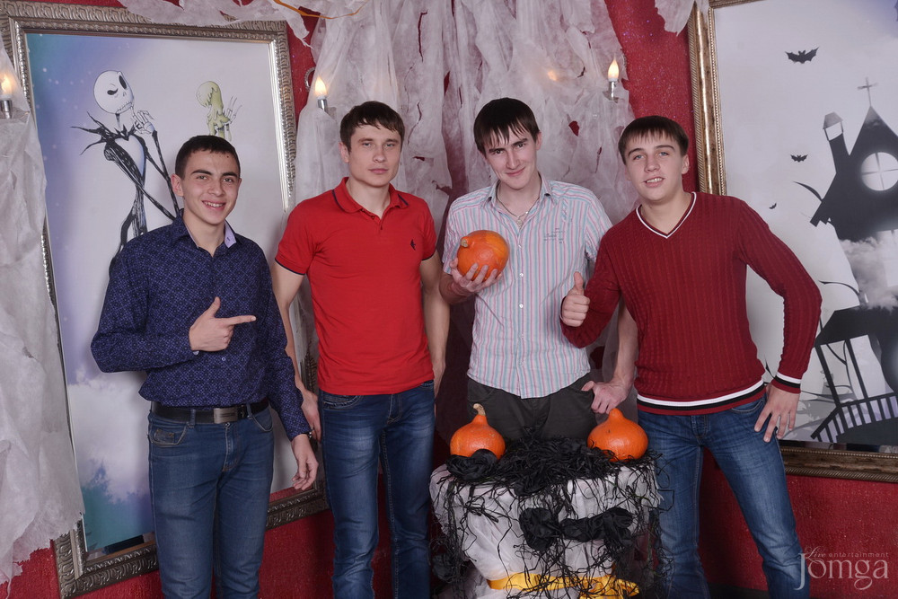 Фотография с HALLOWEEN  в Опера