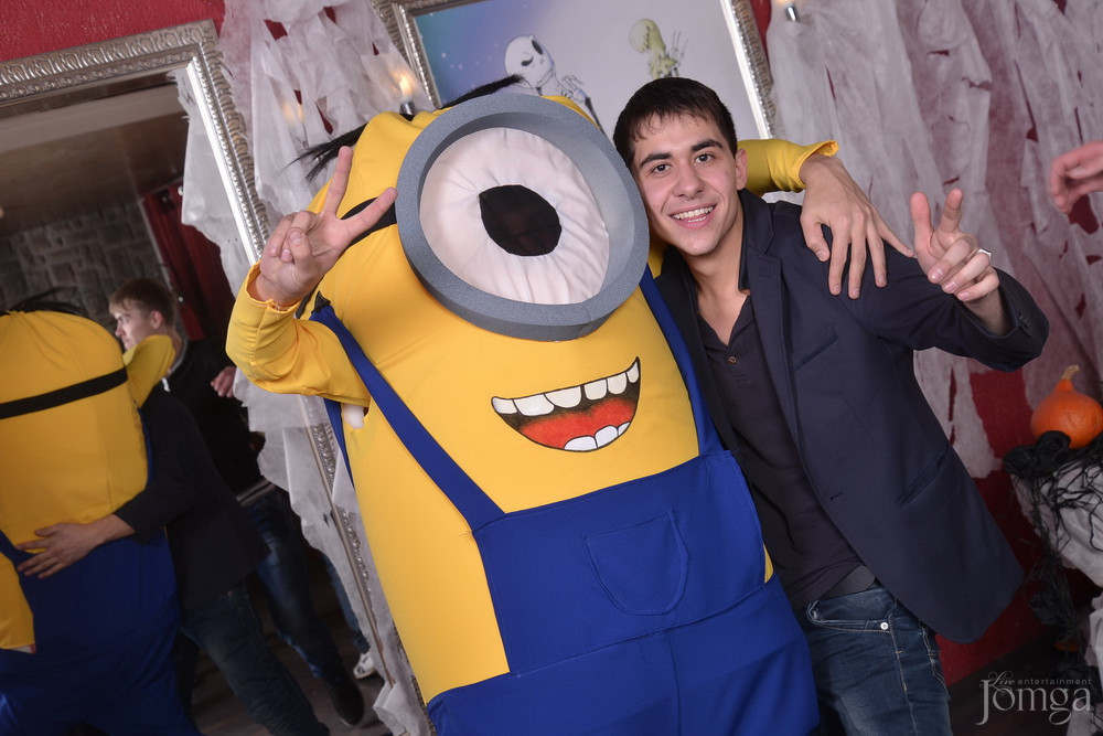 Фотография с HALLOWEEN  в Опера