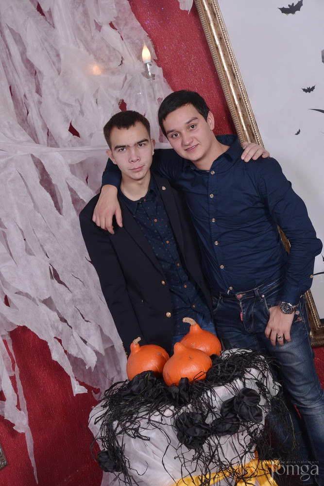 Фотография с HALLOWEEN  в Опера