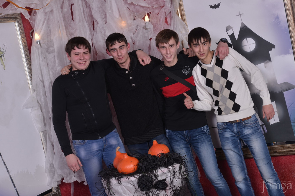 Фотография с HALLOWEEN  в Опера