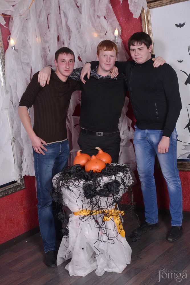 Фотография с HALLOWEEN  в Опера