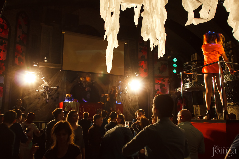 Фотография с HALLOWEEN в Опера