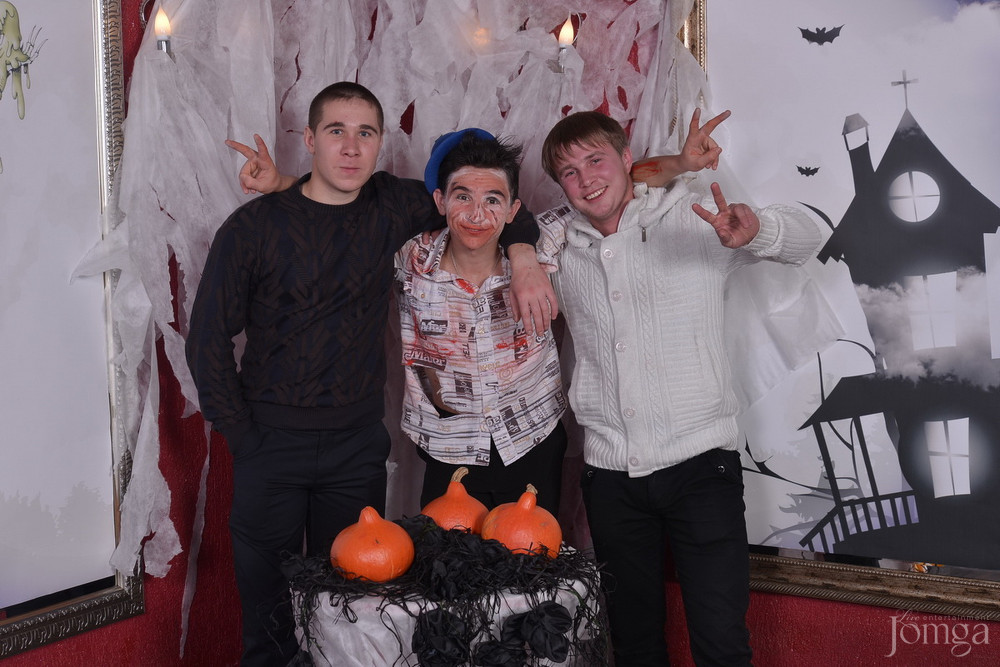 Фотография с HALLOWEEN  в Опера