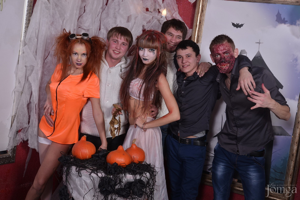 Фотография с HALLOWEEN  в Опера