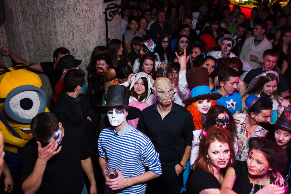 Фотография с HALLOWEEN в Опера