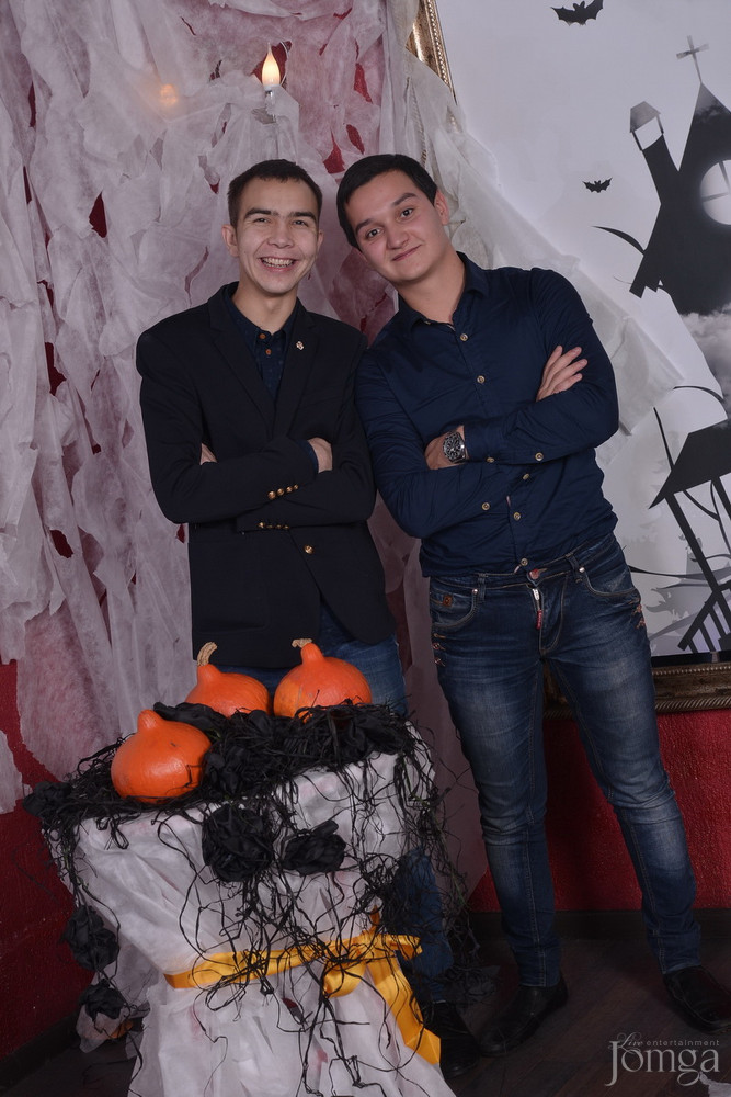 Фотография с HALLOWEEN  в Опера