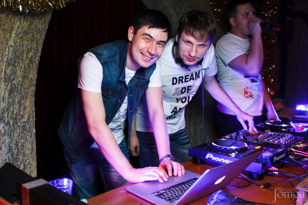 Фотография с HAPPY BIRTHDAY DJ TONY STARK в Опера