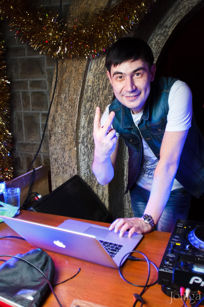 Фотография с HAPPY BIRTHDAY DJ TONY STARK в Опера