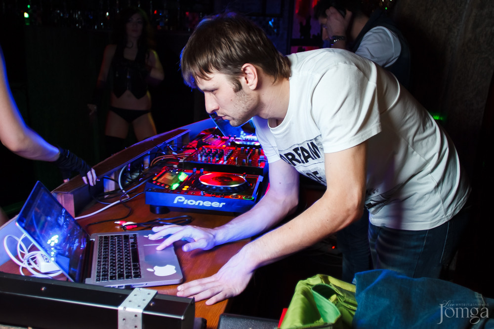 Фотография с HAPPY BIRTHDAY DJ TONY STARK в Опера