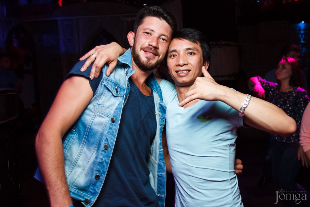 Фотография с ГОЛОДНАЯ УТКА в Опера