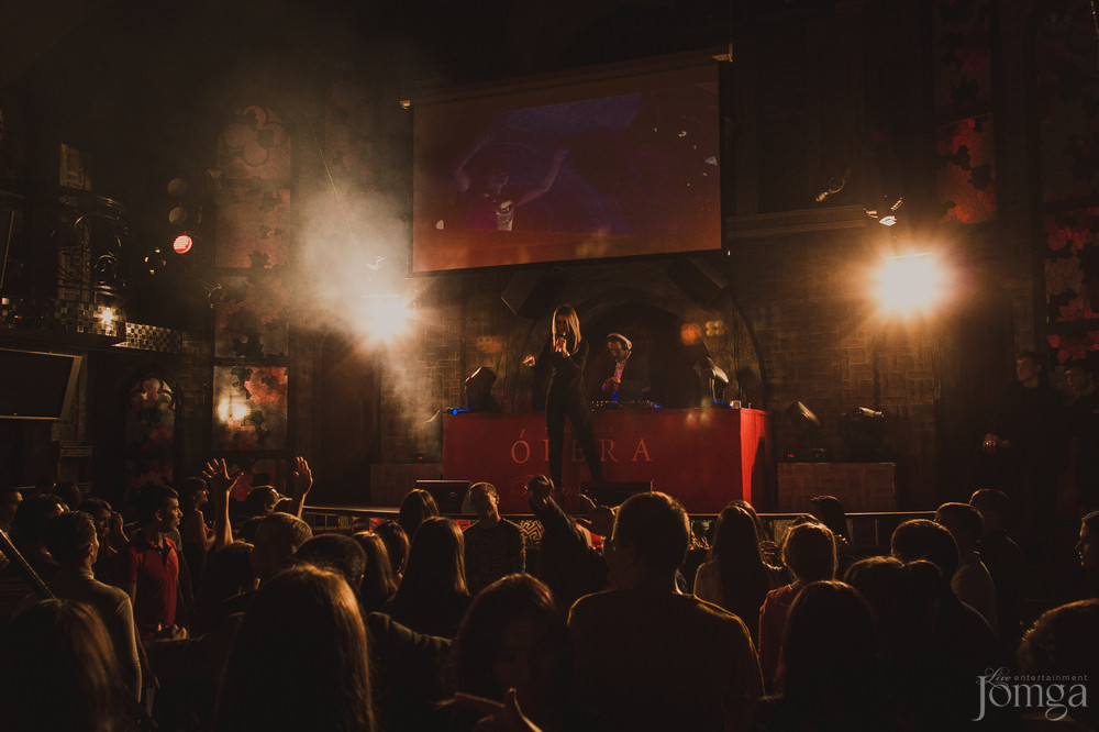 Фотография с ЧАК-ЧАК PARTY в Опера