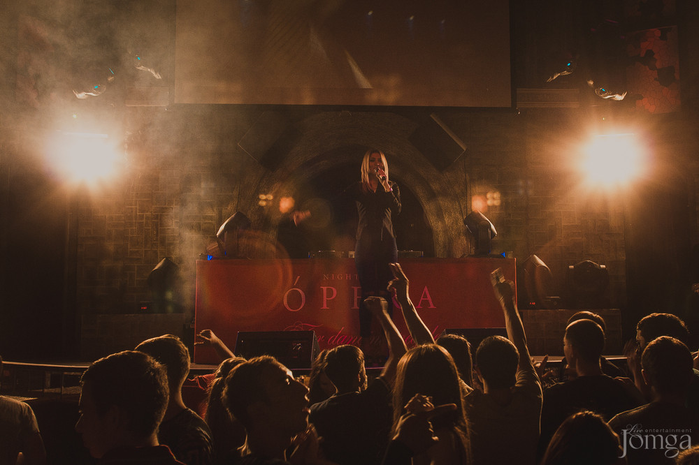 Фотография с ЧАК-ЧАК PARTY в Опера