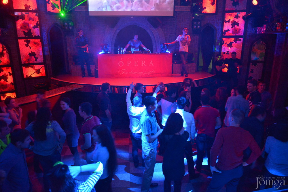 Фотография с Чак-чак party в Опера