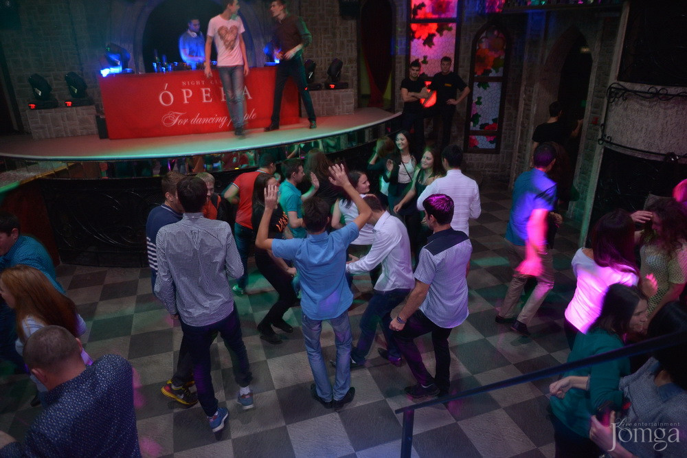 Фотография с Чак-чак party в Опера