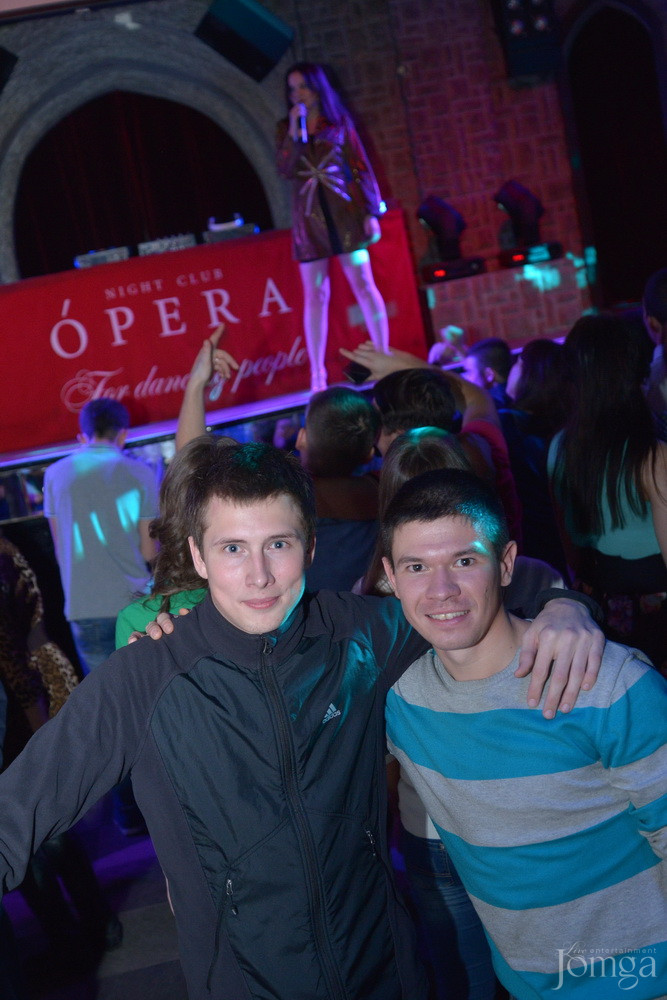 Фотография с Чак-чак party в Опера