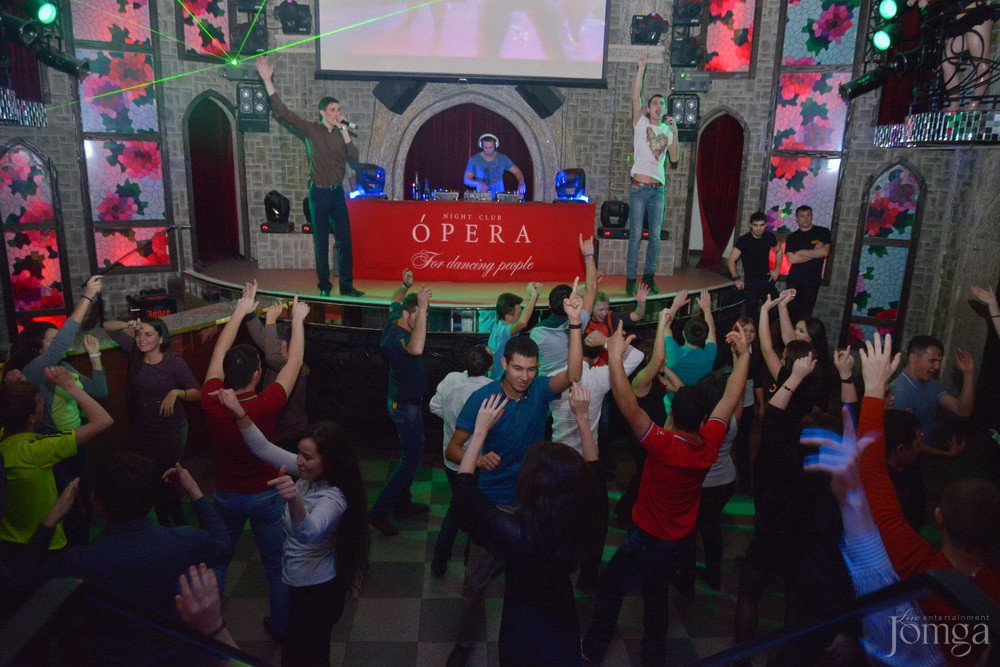 Фотография с Чак-чак party в Опера