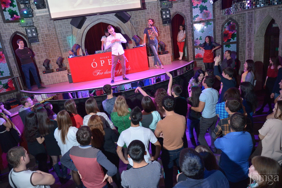 Фотография с Чак-чак party в Опера