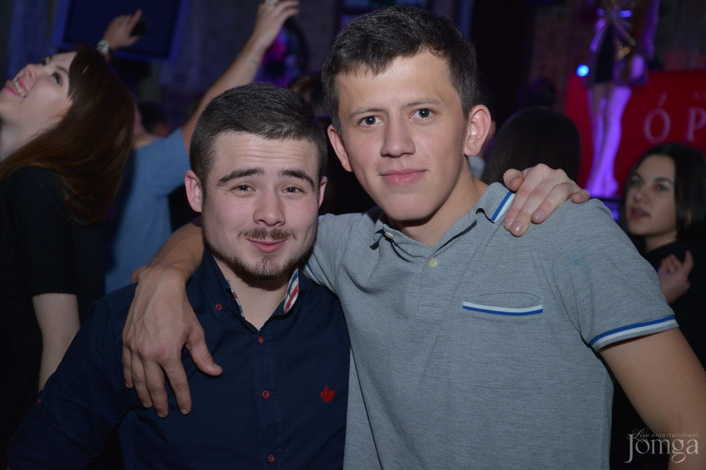 Фотография с Чак-чак party в Опера