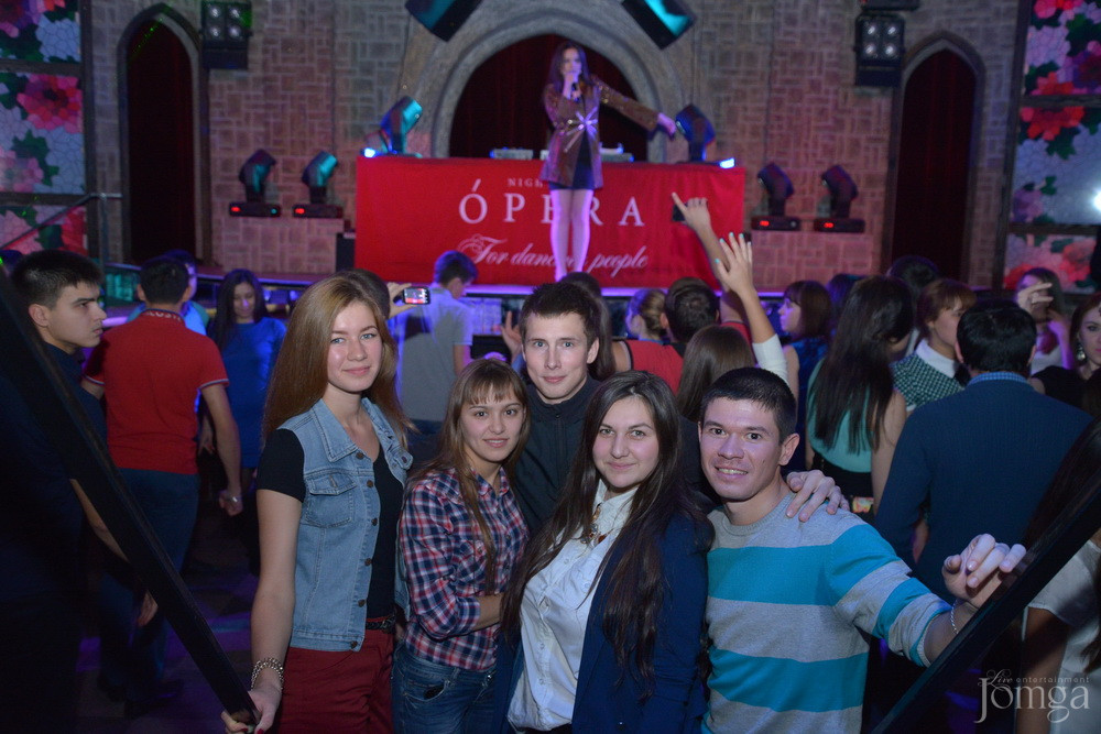 Фотография с Чак-чак party в Опера